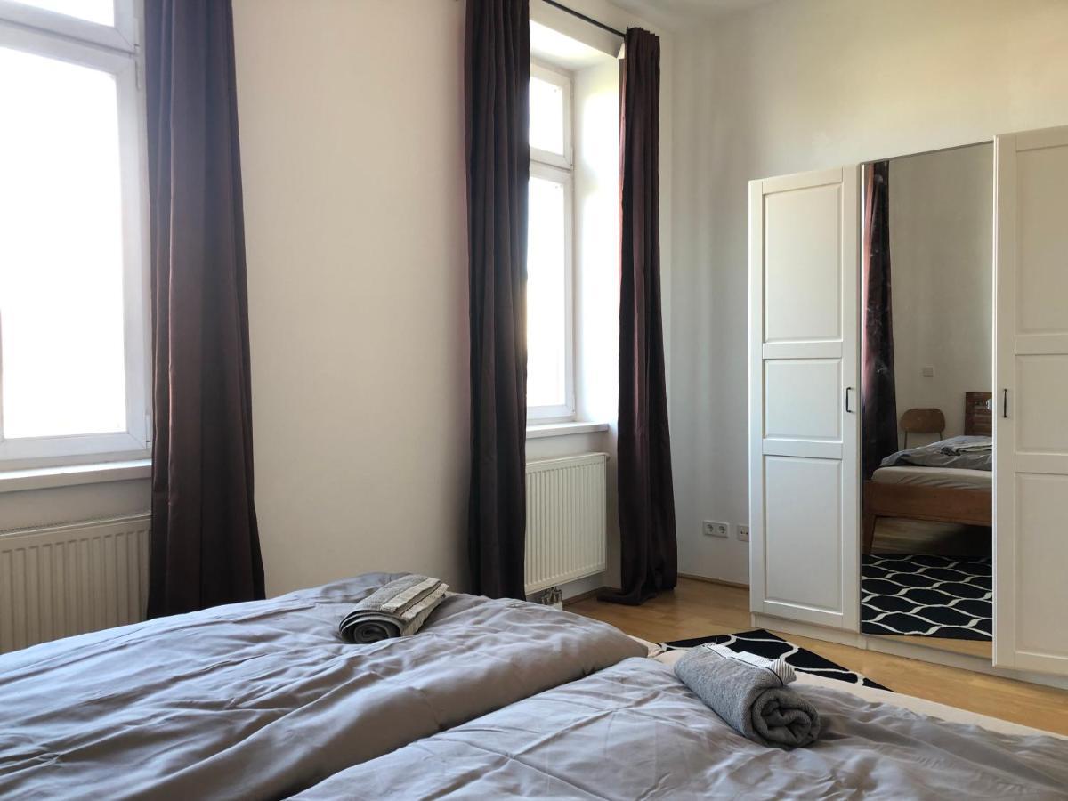 Helle 4 Zimmer Familien-Wohnung Mit Balkon! Schloss Schonbrunn In Gehdistanz Відень Екстер'єр фото